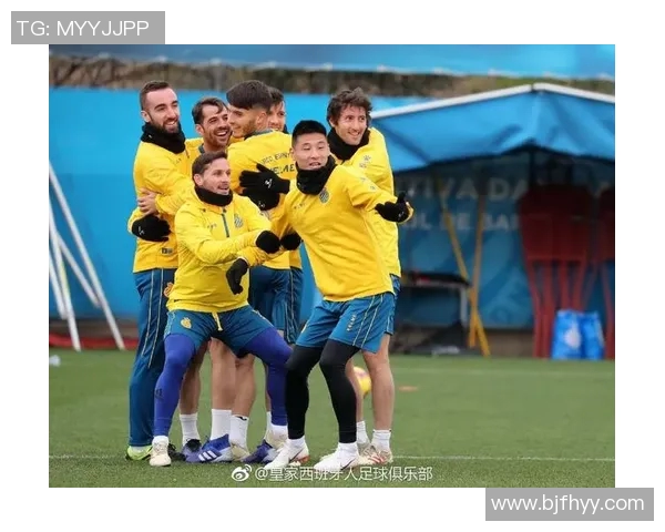 顶级足球明星的奢华生活揭秘与训练日常全记录