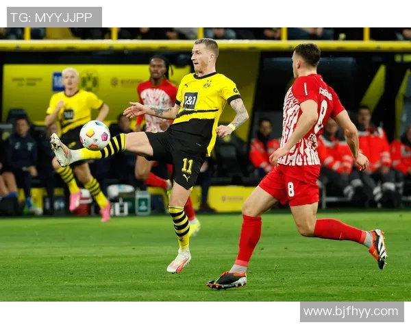 国外足球明星精彩进球瞬间集锦尽显球场风采与激情